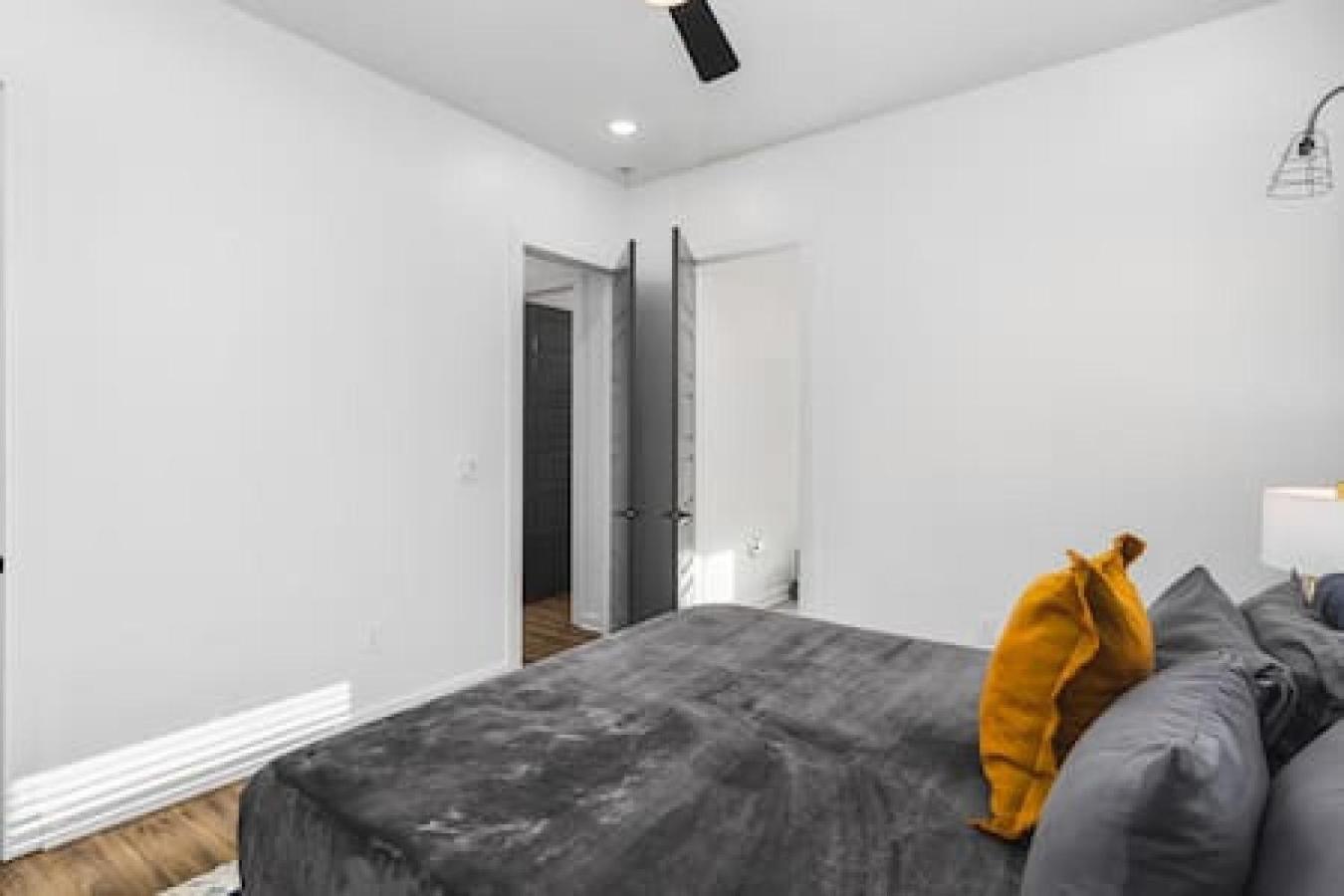 Spacious Home With Large Patio Rooftop Deck And Garage Нэшвилл Экстерьер фото