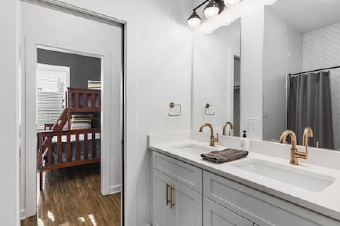 Spacious Home With Large Patio Rooftop Deck And Garage Нэшвилл Экстерьер фото
