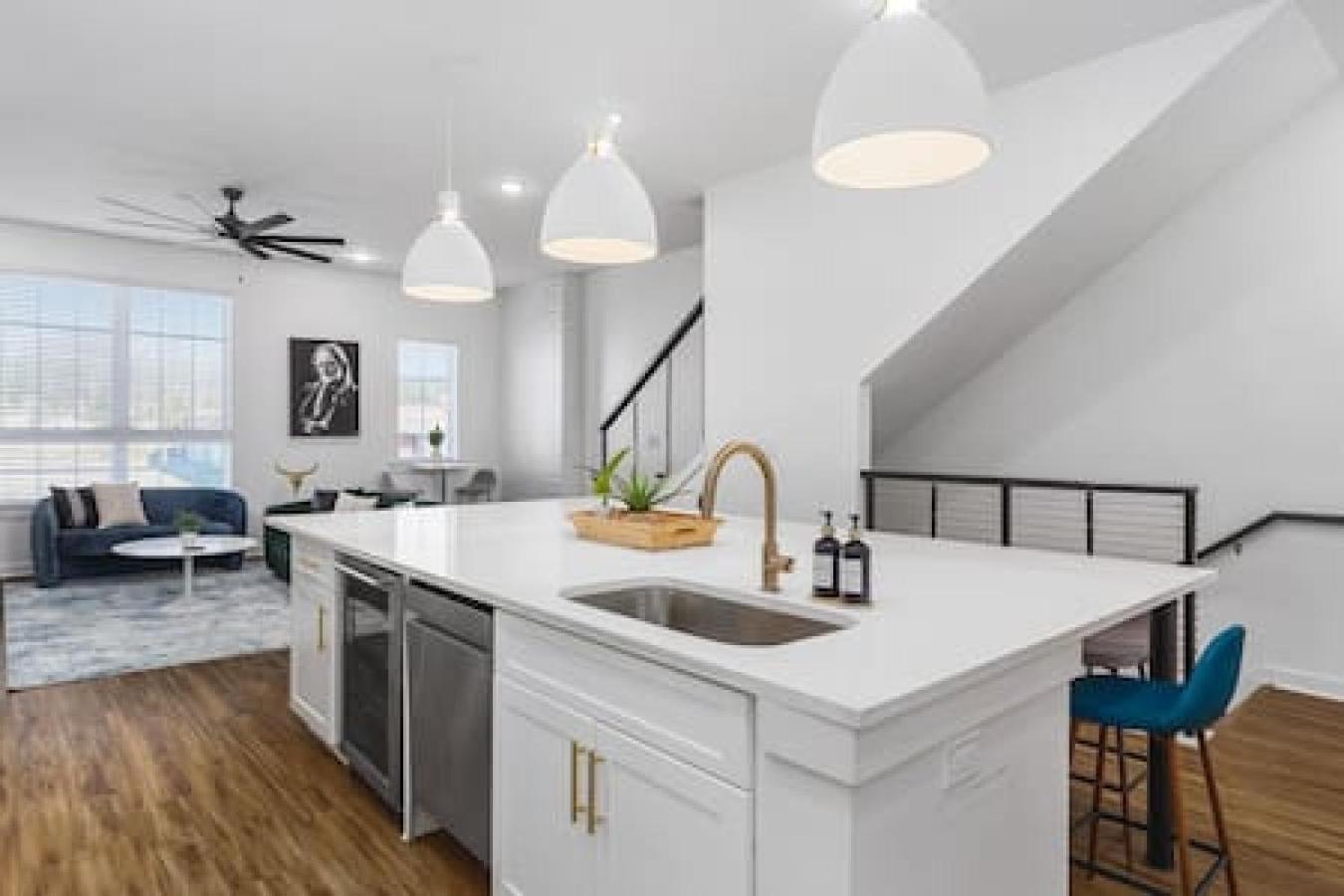 Spacious Home With Large Patio Rooftop Deck And Garage Нэшвилл Экстерьер фото