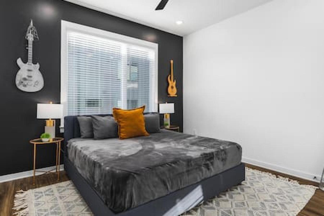 Spacious Home With Large Patio Rooftop Deck And Garage Нэшвилл Экстерьер фото